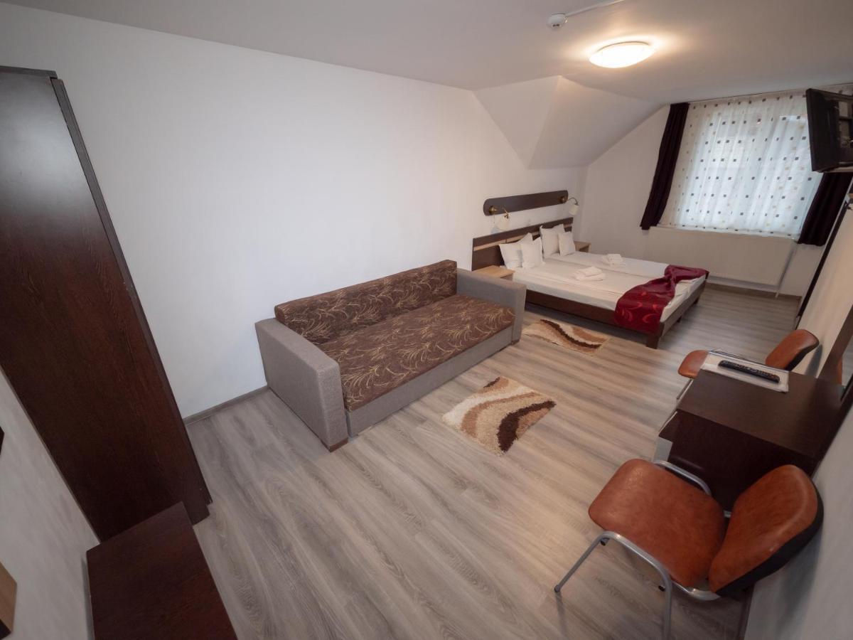 Cabana Edelweiss Lupeni  Buitenkant foto